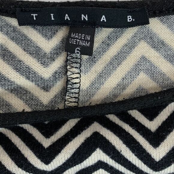 TIANA B Striped Sweater Dress - Picture 4 of 7